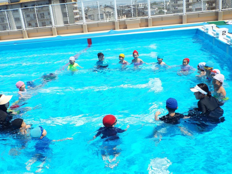 沖洲小学校のプールに行ってきました(ゆり組) 徳島市金沢 わかば認定こども園